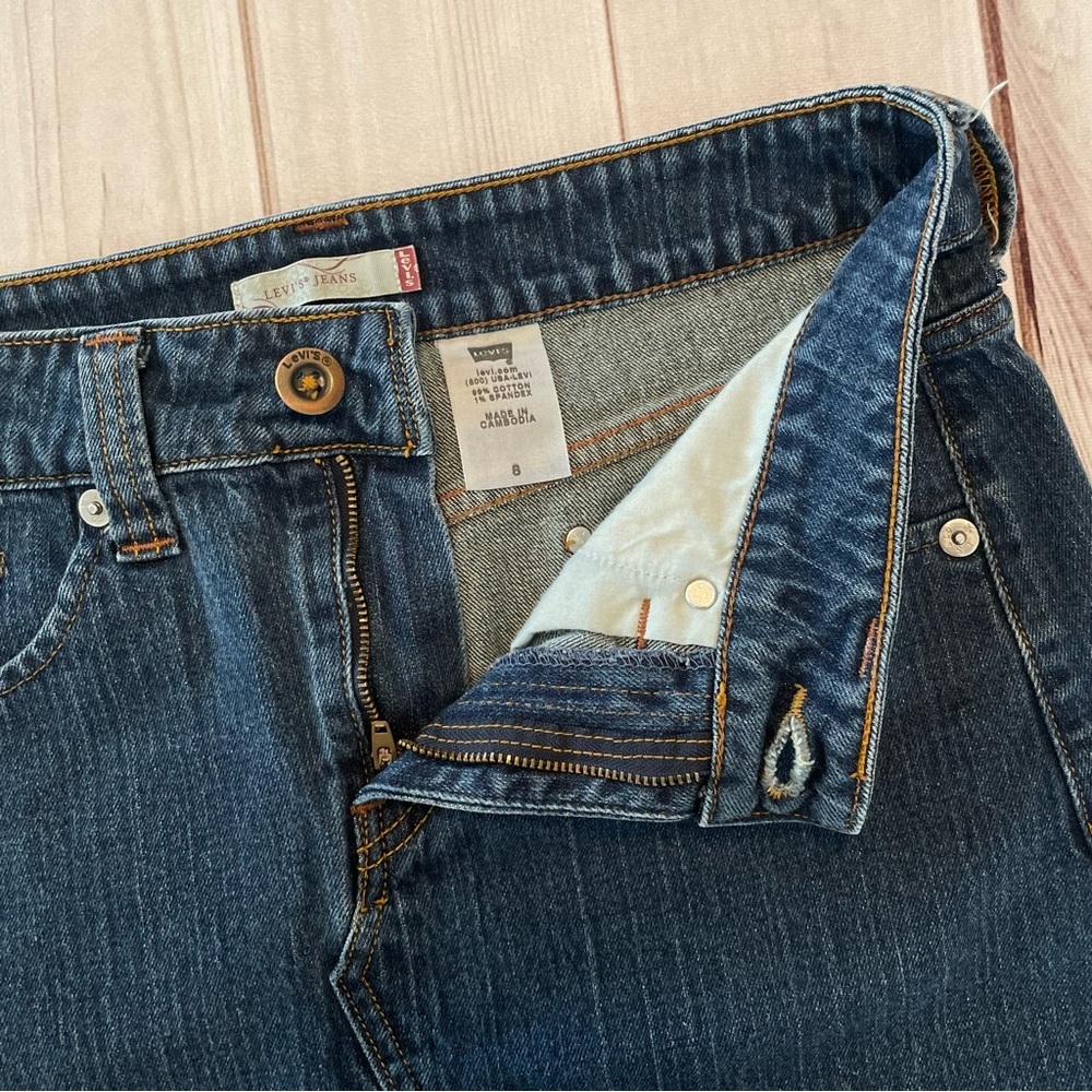y2k Levi’s Denim Jean Skirt Size 8 Raw Edge Frayed Hem Asymmetrical Stitching - Picture 12 of 16